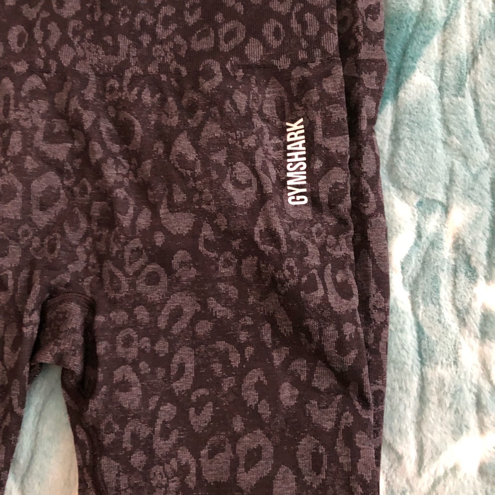 Gym shark cheetah pants . New without tags . Never been worn!